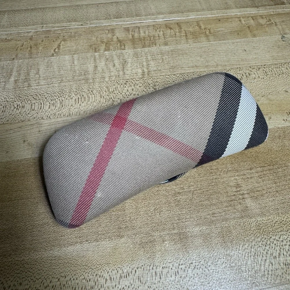 Burberry Hard Eye Glasses Case Classic Plaid Made in Italy Clamshell
